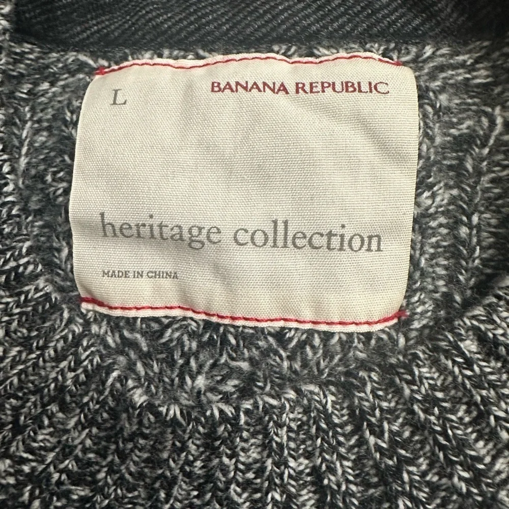 Banana Republic black white